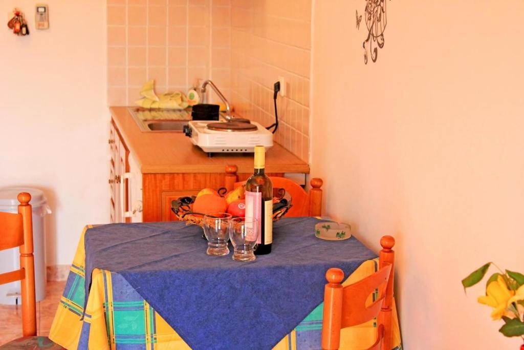 Λυγιές Διαμερίσματα Τραπεζάκι Δωμάτιο φωτογραφία